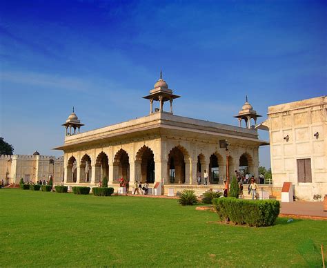  Shah Jahan Mosque Từng Là Một Biểu tượng Kiến Trúc Mughal Và Lịch Sử Giàu Cảm Xúc!